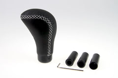 Universal gearknop med adaptere til forskellige gearstangsdimensioner