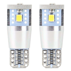 T10e W5W LED izzó CANBUS rendszerrel és fehér fénnyel