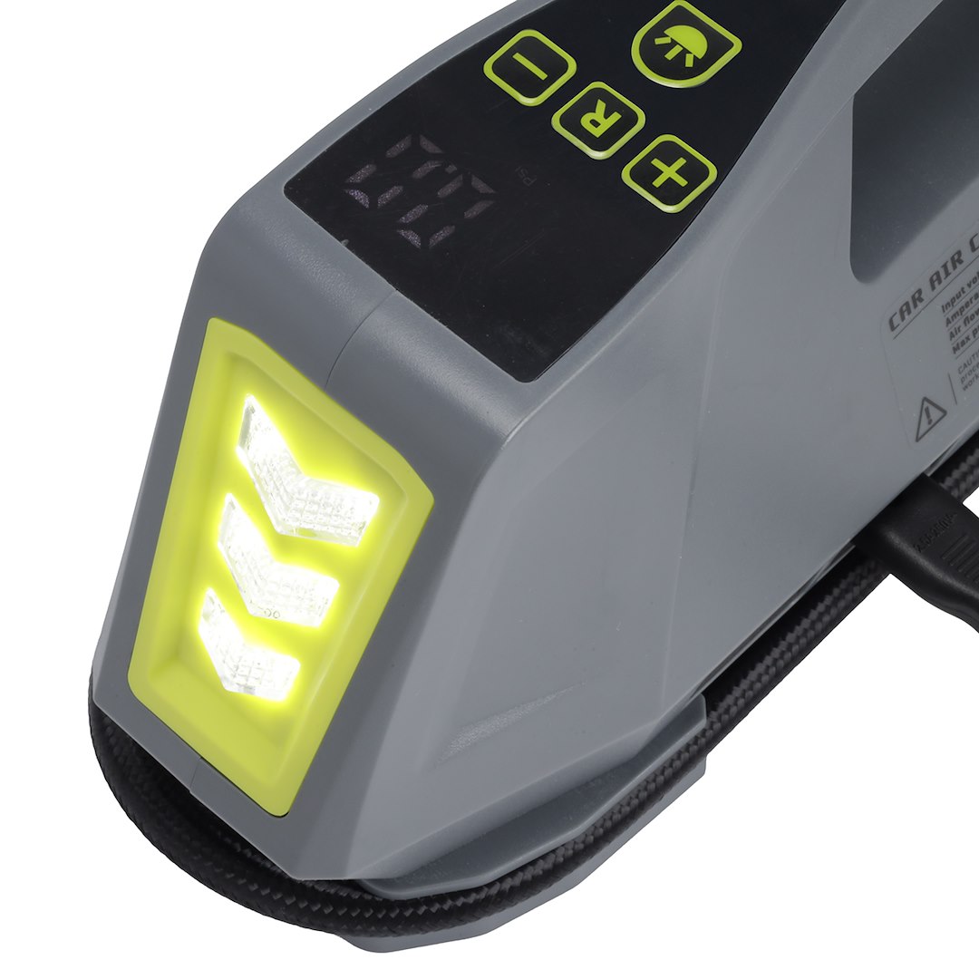 Kompakt 12V és 230V-os légkompresszor LED zseblámpával