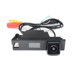 1080P tolatókamera Mitsubishi Lancer (2008–2015) modellekhez – integrált rendszámtábla-világítás kamera (80 × 35 mm) 