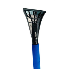 Kék jégkaparó autóhoz hókefével – 82 cm 