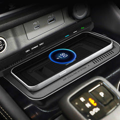 Nissan X-Trail 2022-2023 vezeték nélküli mobiltöltő 15 W gyorstöltéssel 