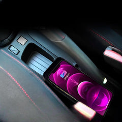 Renault Clio IV 2013-2019 vezeték nélküli mobiltöltő 15 W gyorstöltéssel 